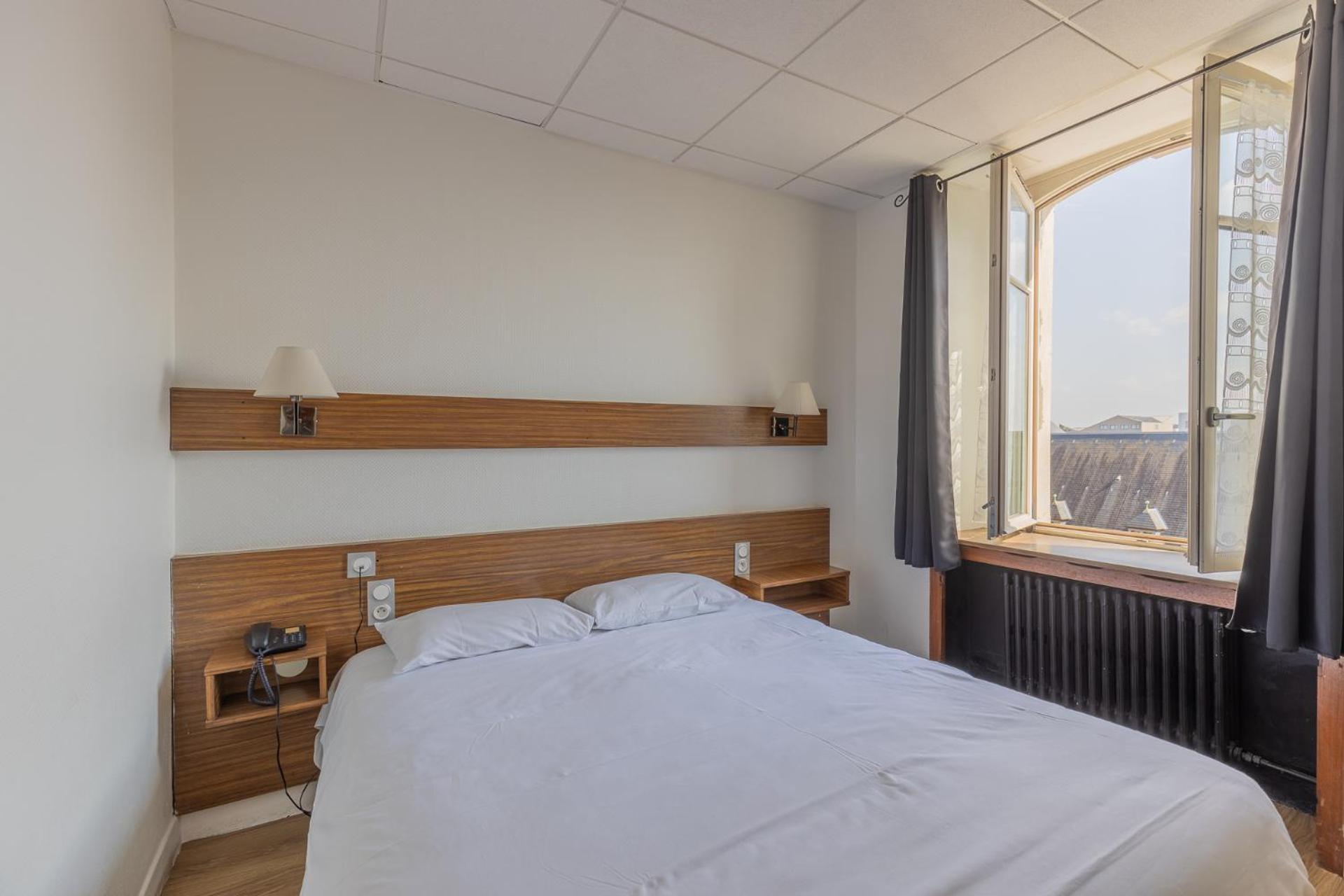 Hotel Bristol Metz Centre Gare Экстерьер фото